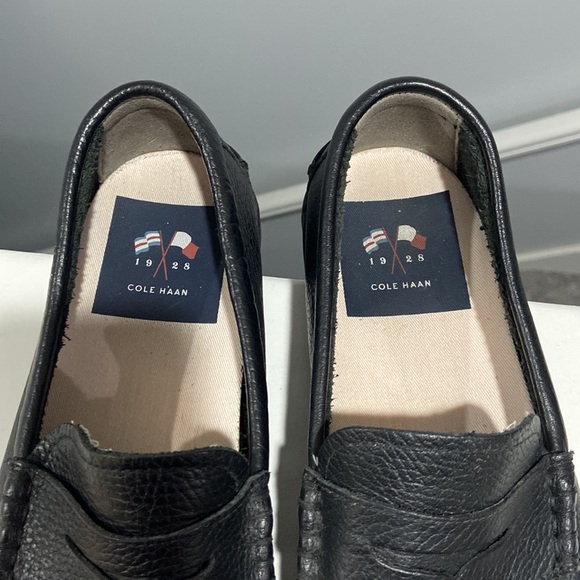 Men's Cole Haan Nantucket 2.0 Penny Loafer Shoe US 9 1/2 M Black Leather - Picture 4 of 16